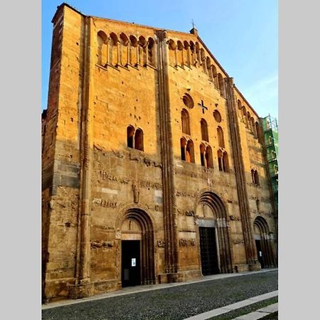 Maison Marina_Pavia San Michele Centro Storico Экстерьер фото